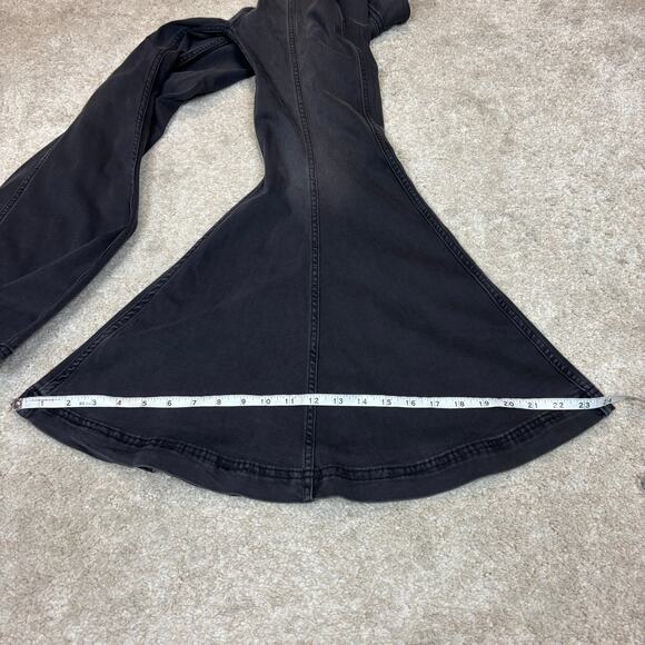NWT We The Free Free People Rinse Black Strech Flare Jeans Women's 27 - Picture 8 of 11